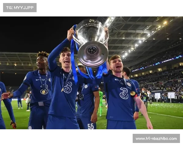 贝蒂斯调侃澳波：首赛季碰面难言轻松，第二赛季必定登顶捧起冠军荣耀