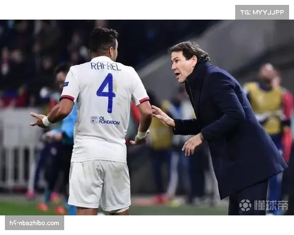 官方消息：里昂后卫洛夫伦因累积黄牌停赛，将缺席本轮关键战